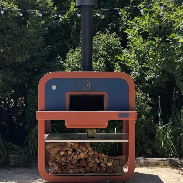 Le Flambeur in a customer's home
